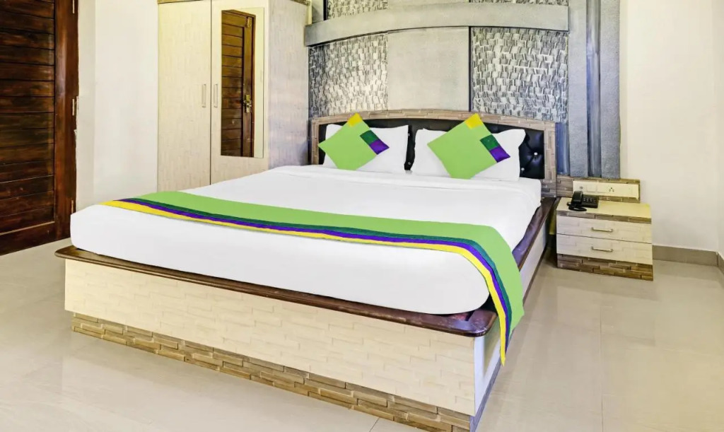 Shalom Indus Residency