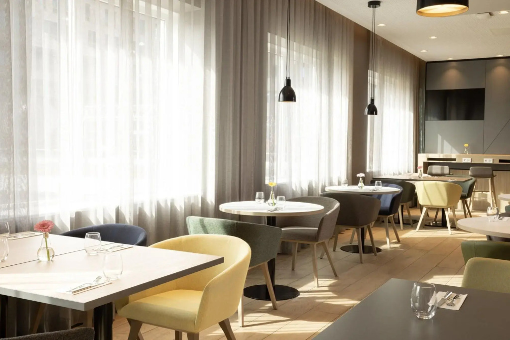 Holiday Inn - Eindhoven Airport by IHG
