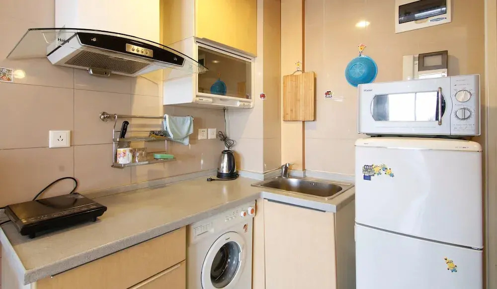Mike168 Service Apartment Saintland Shop