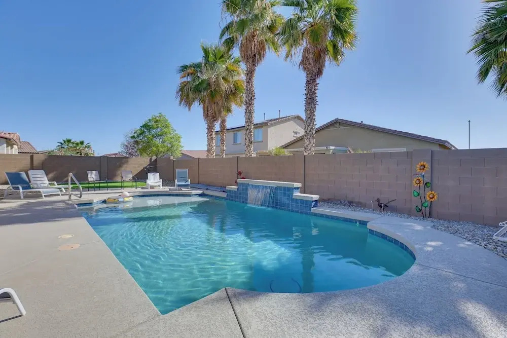 3 Mi to Goodyear Ballpark: Desert Den w/ Pool