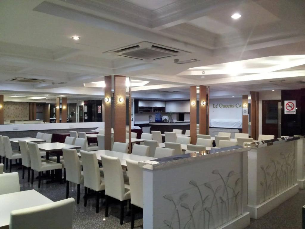 Desa Queenspark Hotel