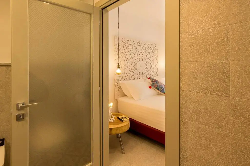 CasAunoE Boutique Hotel