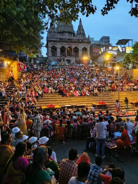 Varuna Palace Near Mandir & Ghats Varanasi