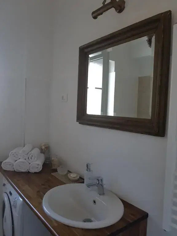 Celtis Apartment