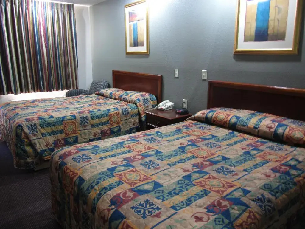 Hallmark Inn & Suites Newly Renovated Rooms San Antonio Northeast