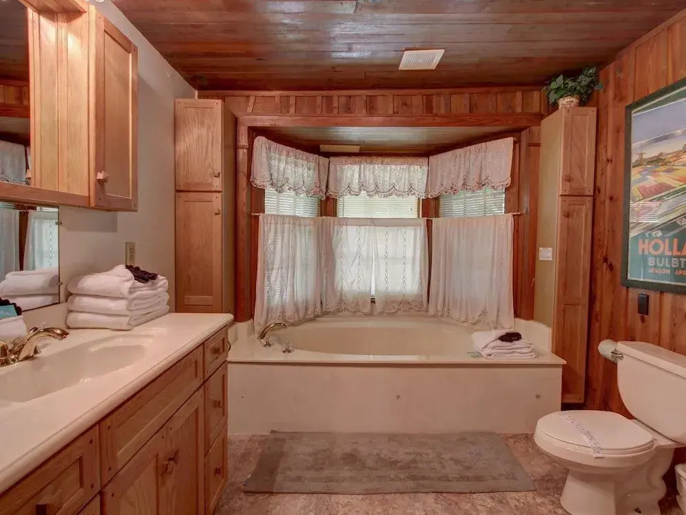 Bear Creek Haven 1 Bedroom 1 Bathroom Chalet