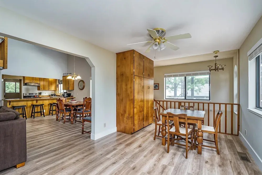 Three Wild Turkeys - Amazing Outdoor Spaces!  2 Decks! by Yosemite Region Resorts