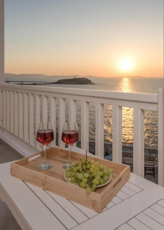 Iliada Suites