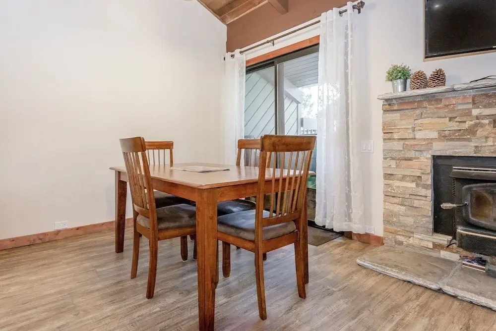New Listing! Horizons 4 W/ Pool & Hot Tub 1 Bedroom Condo