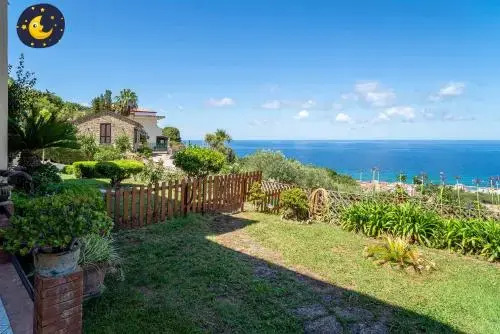 Villa Giraluna