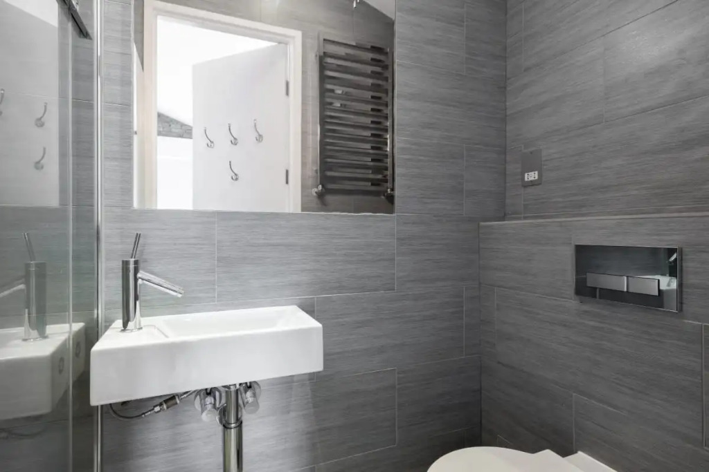 The North Kensington Retreat - Bright 4BDR House with Parking & Garden