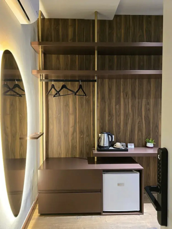 SOLs Center Rooms