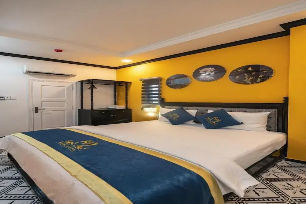 Dancentre Airport Stays - Vyvy Hotel