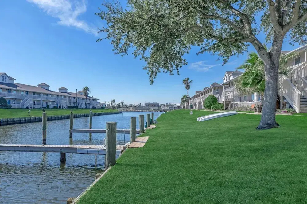 Pelican Bay-galveston s Hideaway