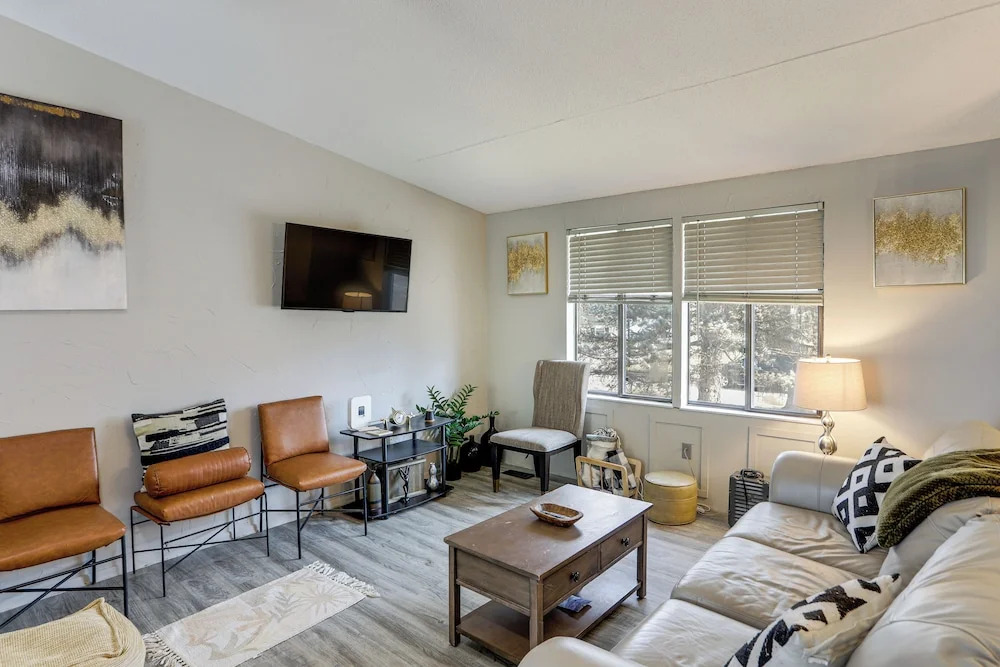 6 Mi to Dtwn Toledo! Family-friendly Haven w/ Deck