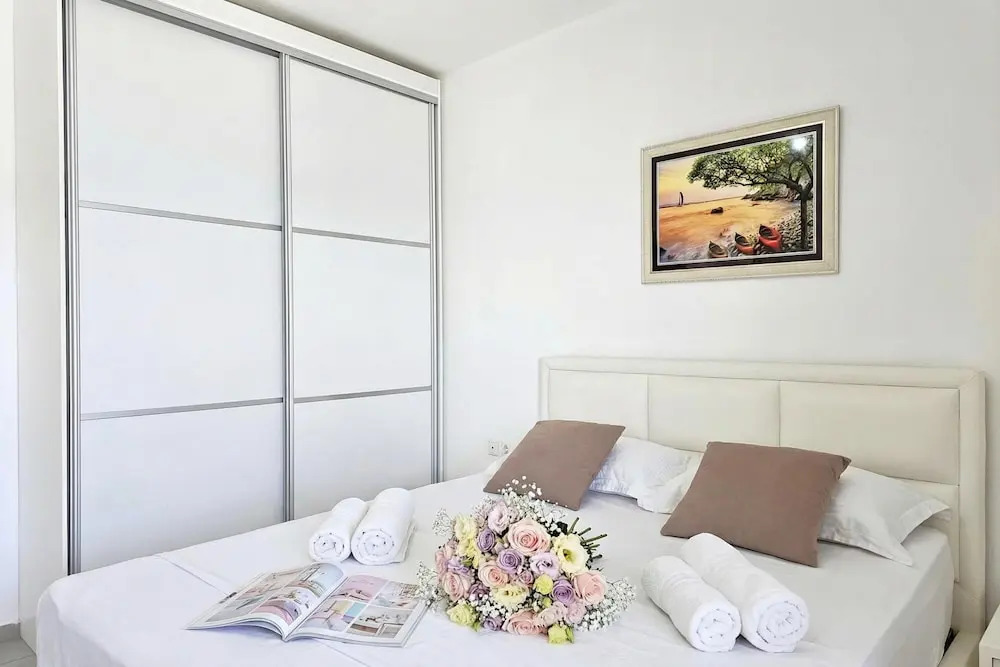 Panorama View Apartment In Saranda - 271
