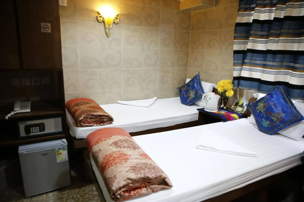 Sandhu Guest House