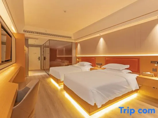 Twin Tower Star Holiday Hotel (Splashing Square Jiangbian Night Market)