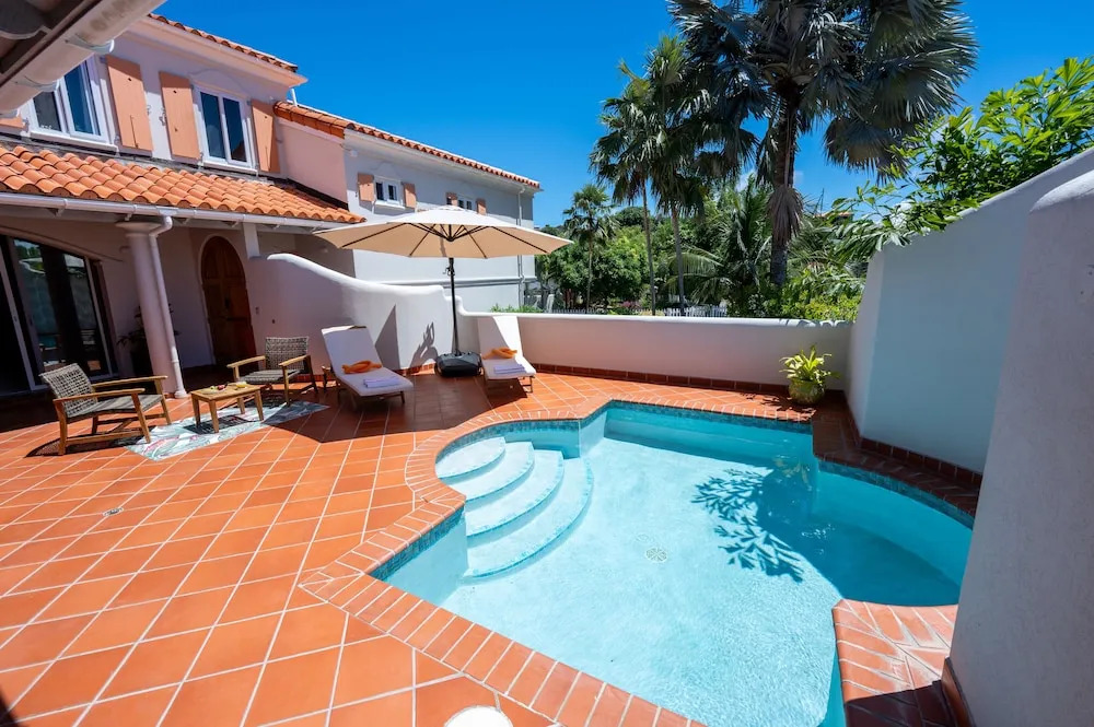 Villa III