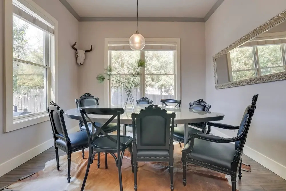 Modern Home < 1 Mi to Dwtn San Antonio & Riverwalk