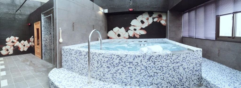 The HO Hotel