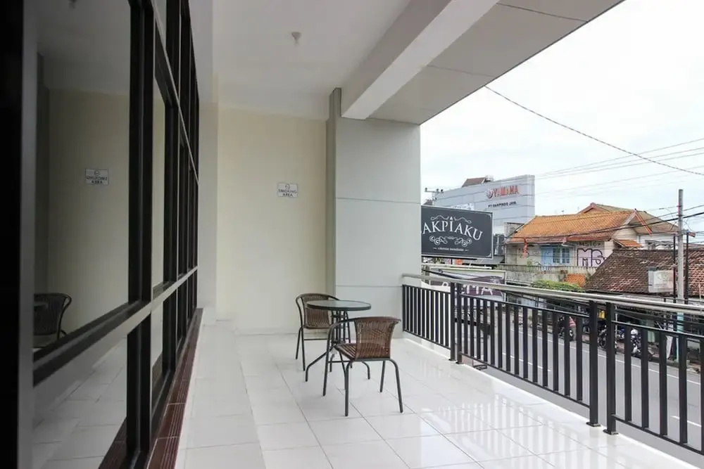 Sans Hotel Mataram Malioboro