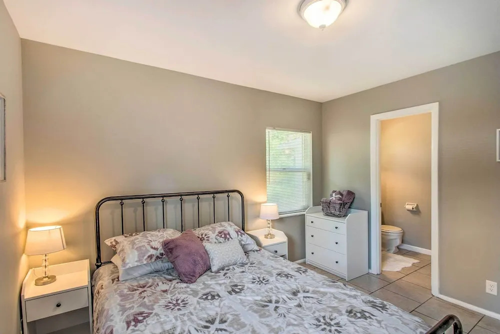 Pet-friendly Brunswick Retreat w/ Gas Grill!