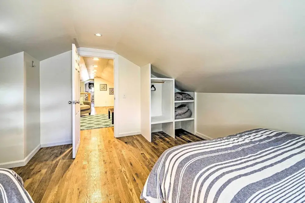 Updated Rustic Retreat Cabin: Walk to Payette Lake