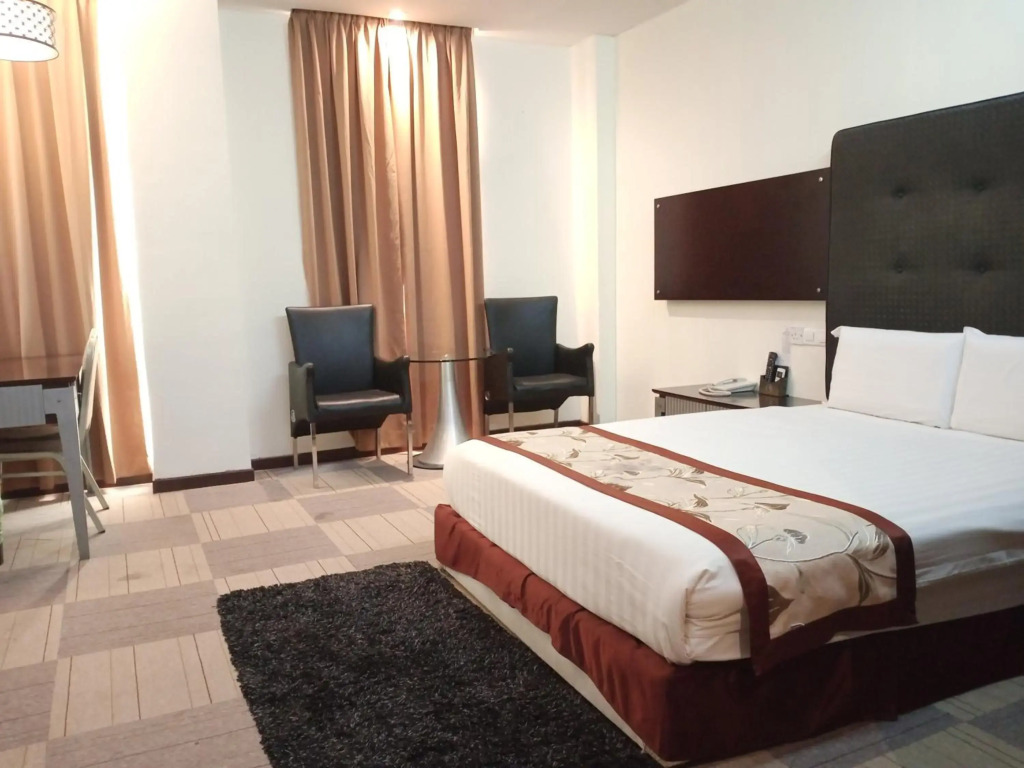 Shervinton Executive Boutique Hotel