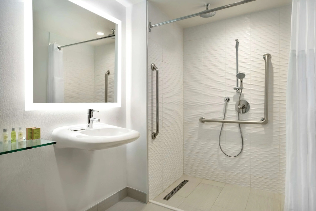 DoubleTree by Hilton Hotel Toronto Airport West