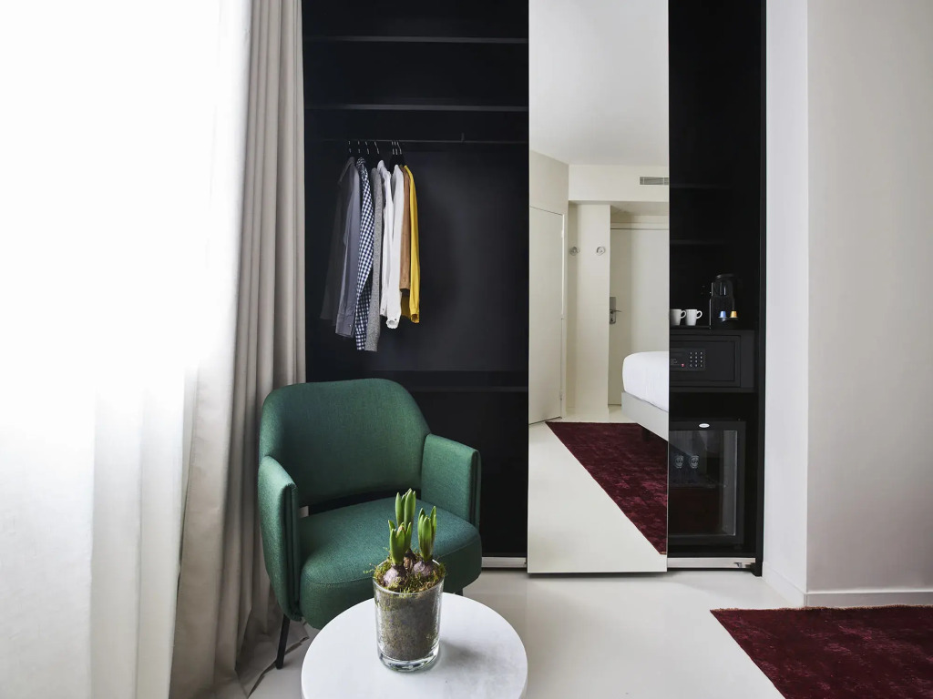 9Hotel Sablon