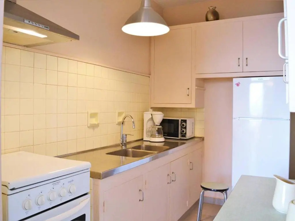 Appartement Le Lavandou, 2 pièces, 4 personnes - FR-1-251-379