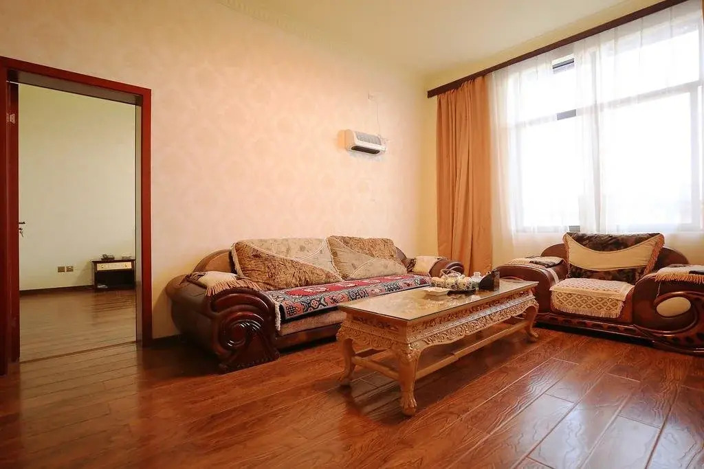 Lugu Lake Mosuo Park Hotel