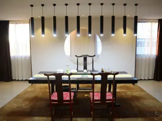 Jianning Tourist Hotel
