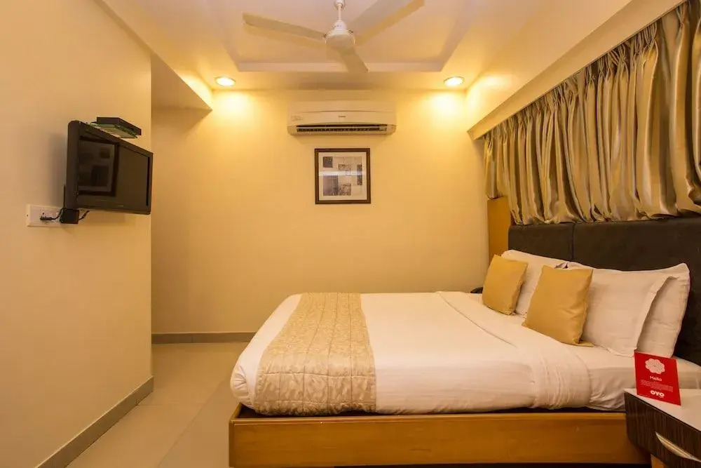 OYO 10007 Hotel Grace Residency