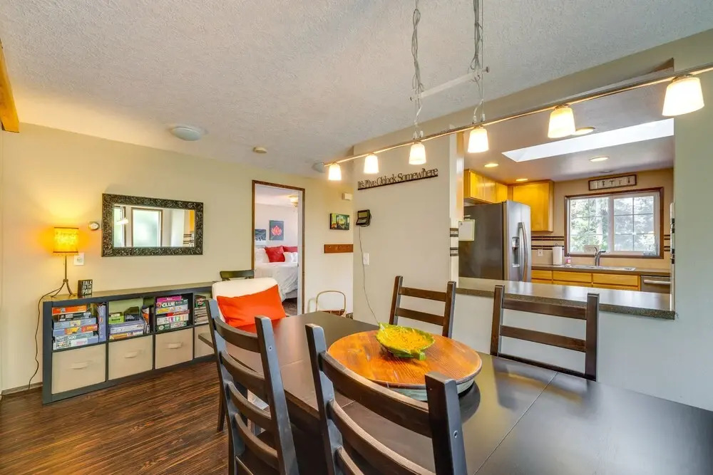 Pet-friendly Ocean Park Rental w/ Outdoor Fire Pit
