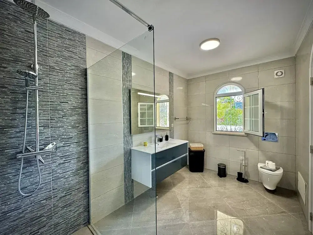 Quarteira Premium Villa by Homing