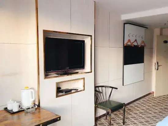 Jixiang Business Hotel