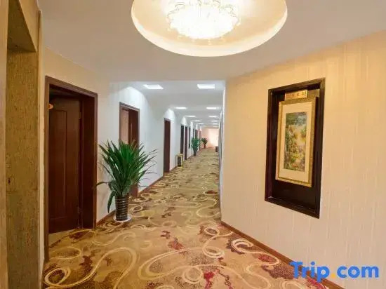 Yuge Chain Hotel (Wenjiang University Town)