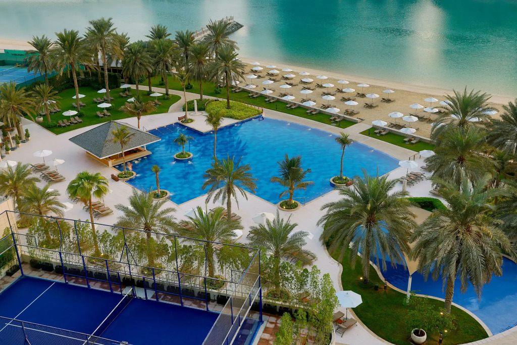 Beach Rotana   All Suites