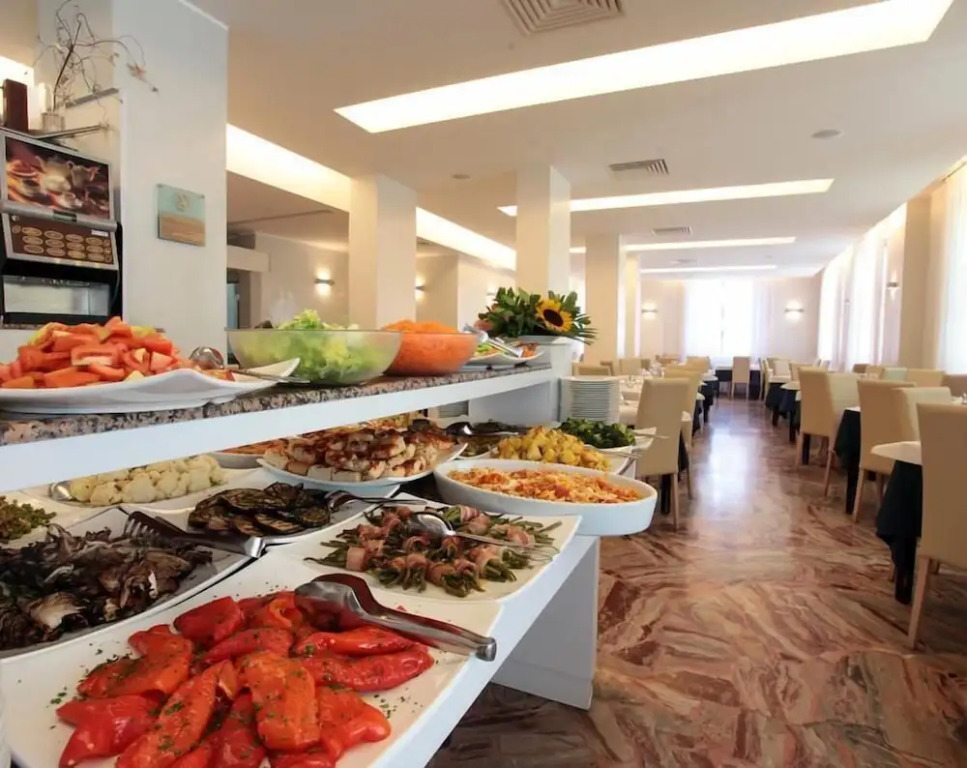 Family Hotel Antibes -50m dal mare