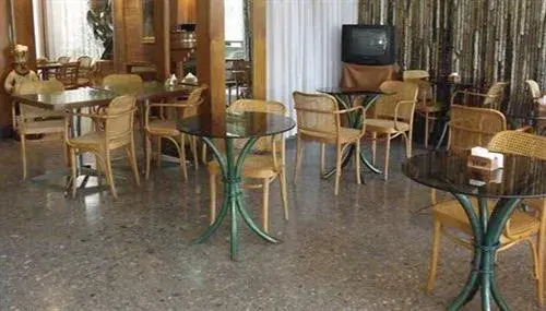 Apartamentos Plaza