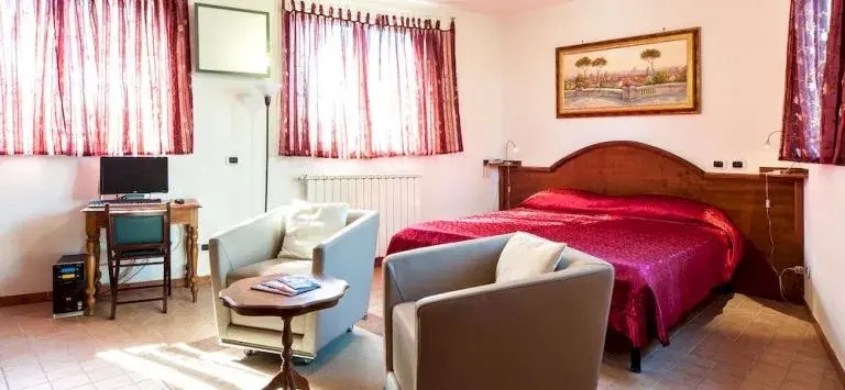 Mons Aureus Resort
