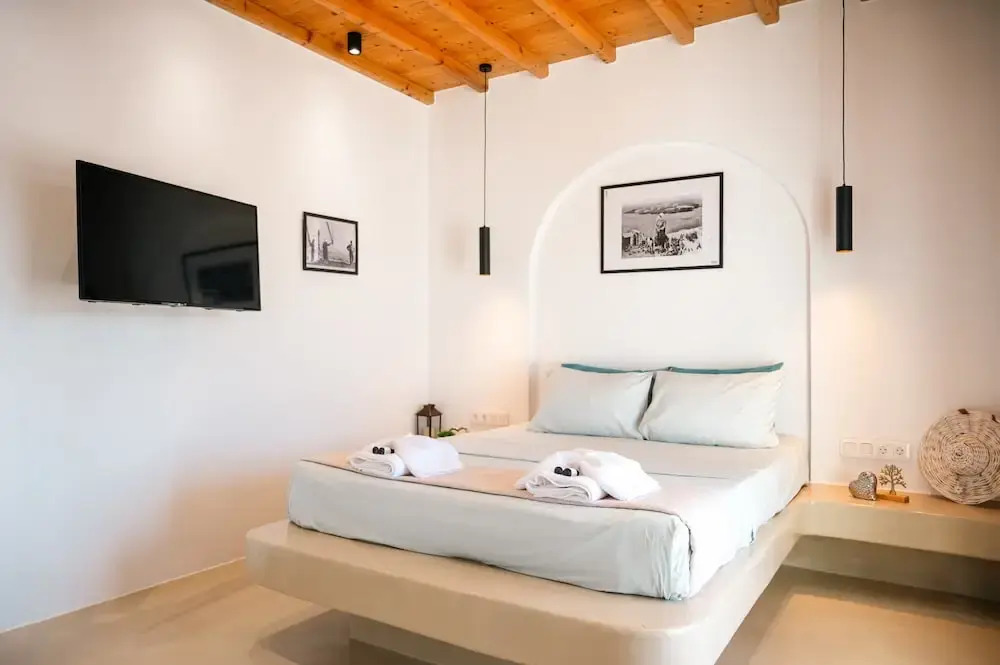 Assyr Getaway - Santorini Cozy Cycladic Retreat