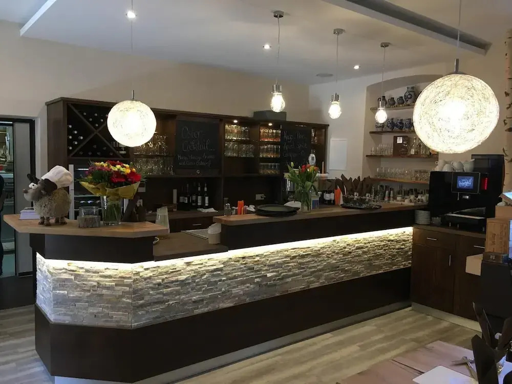 Hotel & Restaurant Hessischer Hof