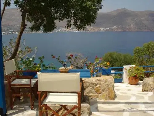 Antoniadi Rooms