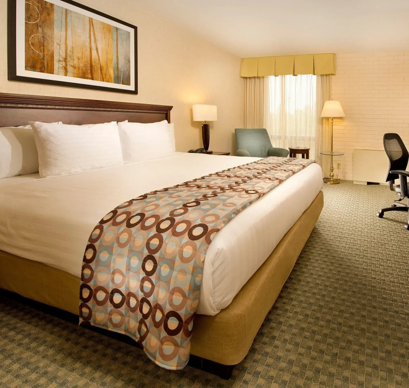 Hotel Lotus Kansas City Stadium