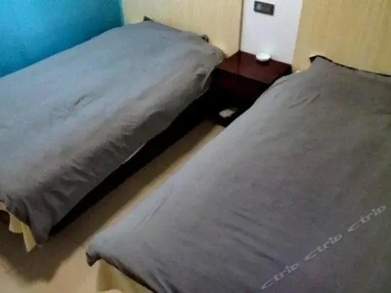 Huayin Lotto Hostel
