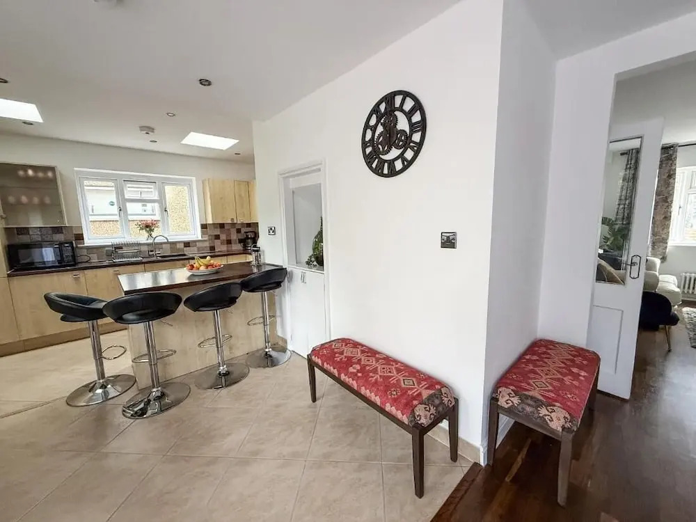 Bassetts House - Mins to Central London
