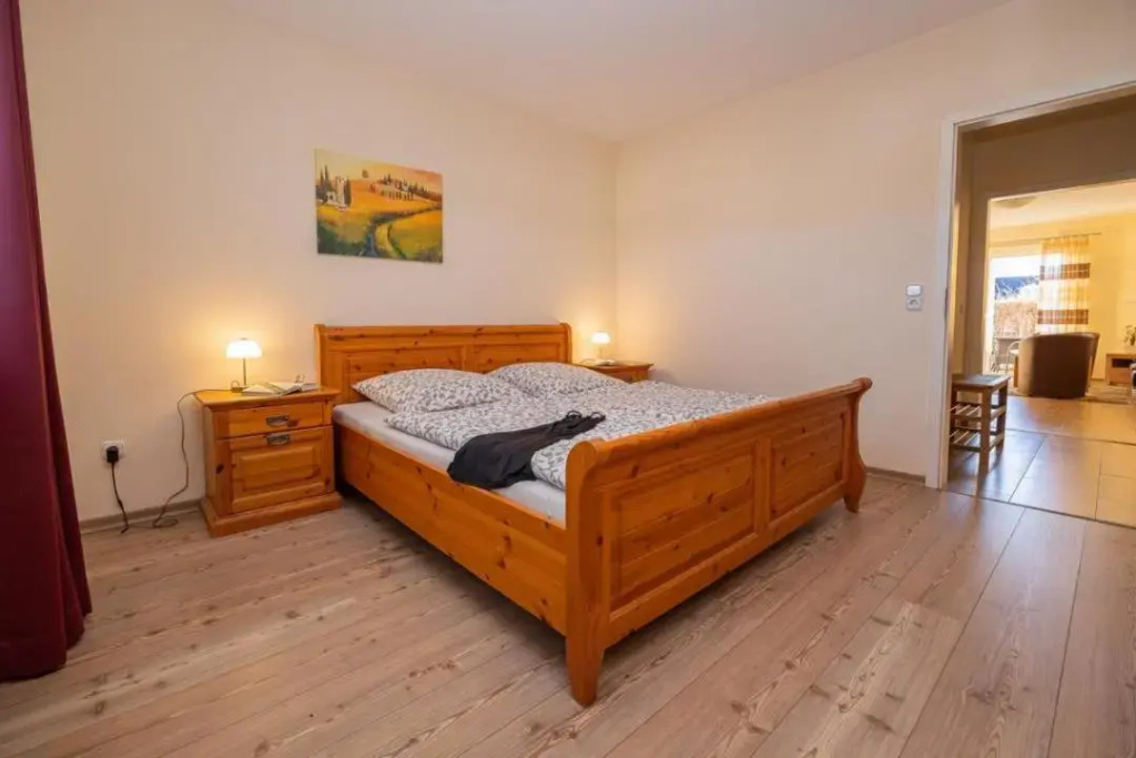 Wohnung 4 im EG Haus Stranddistel, komfortable Ferienwohnung fur 3 Personen in Zingst